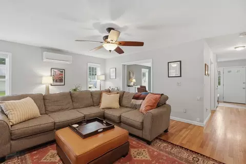 28 Modoc St, Worcester, MA 01604 photo 7