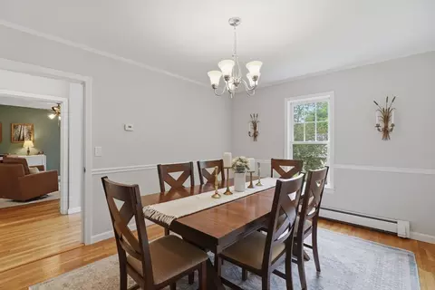 28 Modoc St, Worcester, MA 01604 photo 9