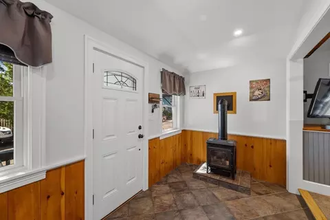55 Winthrop Ave, Beverly, MA 01915 photo 5