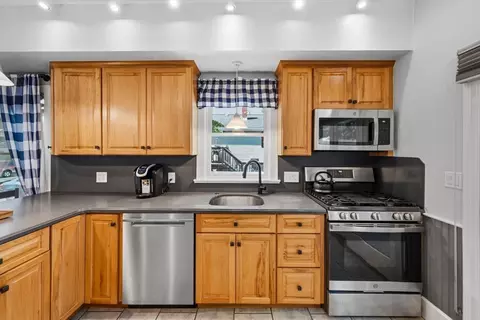 55 Winthrop Ave, Beverly, MA 01915 photo 4