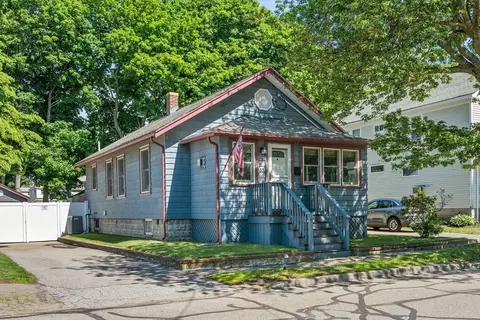 55 Winthrop Ave, Beverly, MA 01915