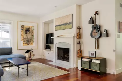 Living - 2 Maple Pl, Jamaica Plain, MA 02130 photo 3 of 4