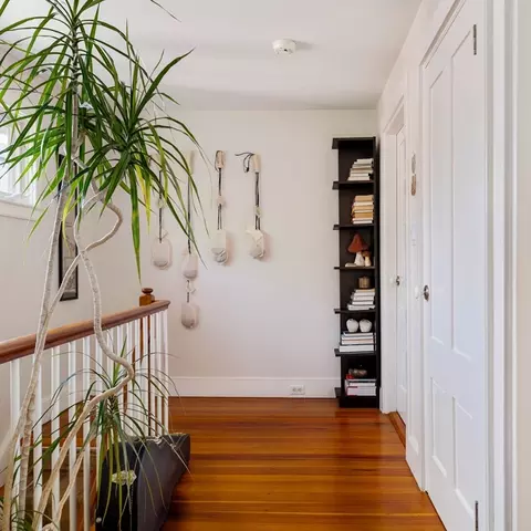 Entry Way - 2 Maple Pl, Jamaica Plain, MA 02130 photo 3 of 4