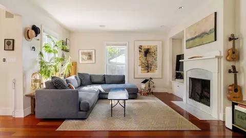 Living - 2 Maple Pl, Jamaica Plain, MA 02130 photo 2 of 4