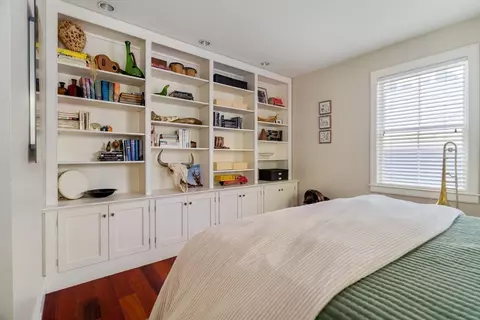 Bedroom - 2 Maple Pl, Jamaica Plain, MA 02130 photo 3 of 7