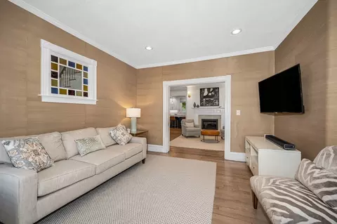 Living - 84 King St, Reading, MA 01867 photo 3 of 4