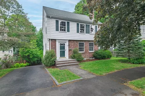 40 Allen Cir, Milton, MA 02186