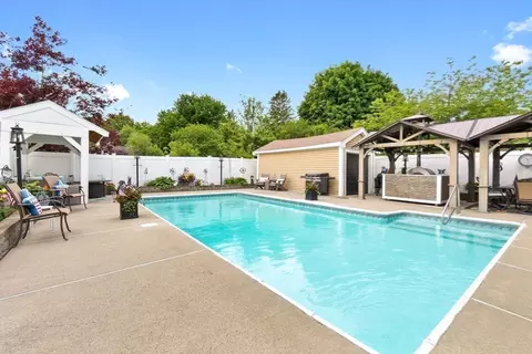 Exterior - 16 Adams St, Danvers, MA 01923 photo 6 of 7
