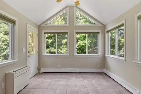 252 Great Rd, Maynard, MA 01754 photo 8