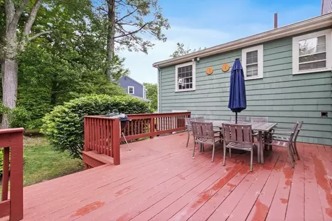 Exterior - 145 Meadowbrook Rd, Needham, MA 02492 photo 5 of 8