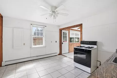 Entry Way - 6 Shipyard Rd, Marshfield, MA 02050 photo 2 of 2