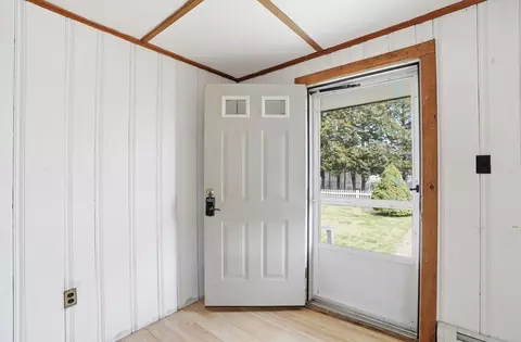 Entry Way - 6 Shipyard Rd, Marshfield, MA 02050 photo 1 of 2