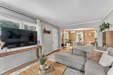Living - 28 Bither St, Springfield, MA 01118 photo 3 of 3
