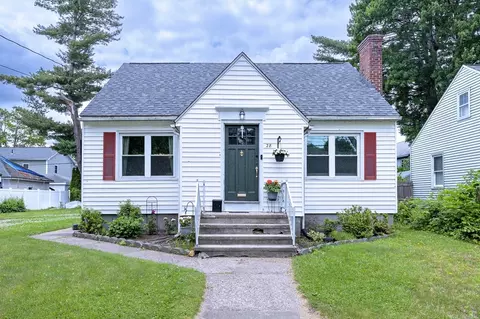 28 Bither St, Springfield, MA 01118