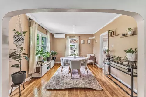 Dining - 28 Bither St, Springfield, MA 01118 photo 1 of 6