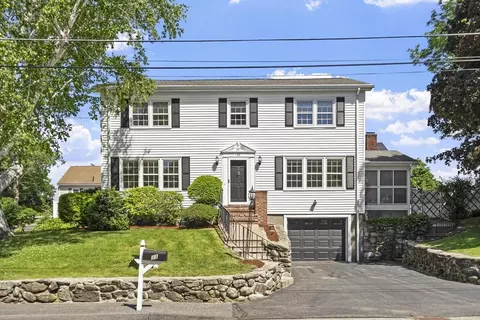 33 Kane Dr, Marlborough, MA 01752