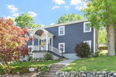 14 Rockwood St, Melrose, MA 02176