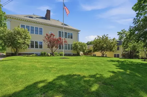 48 Phillips Rd #17, Holden, MA 01520