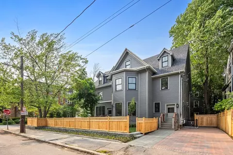 43 Wendell St #43, Cambridge, MA 02138