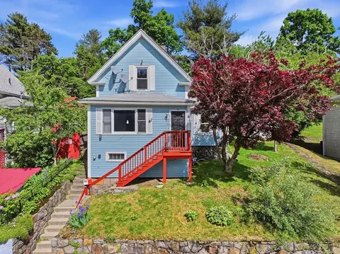 68 Brooks St, Worcester, MA 01606