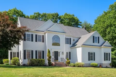3 Cardinal Dr, Westwood, MA 02090