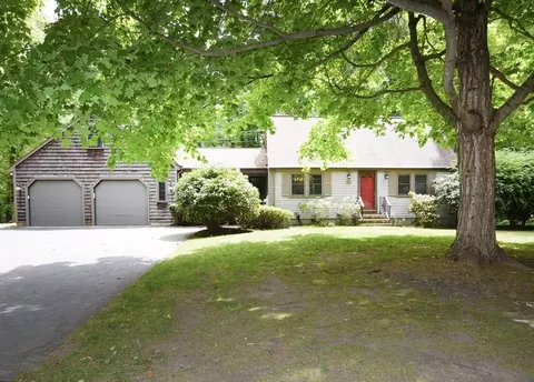 164 Forest St, Pembroke, MA 02359