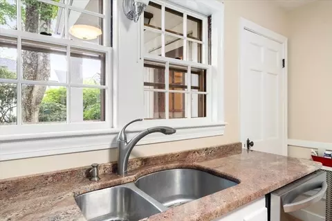 89 Melrose Ave, Needham, MA 02492 photo 10