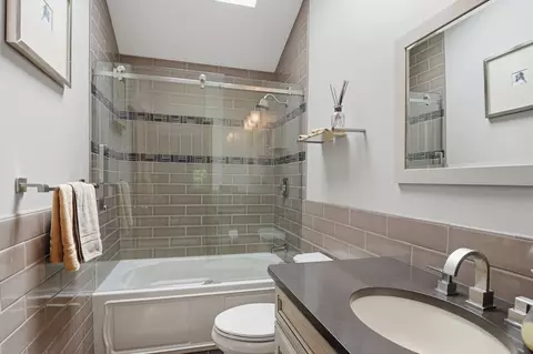 Bath - 775 E Hill Rd, Oakham, MA 01068 photo 1 of 4