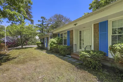 304 Round Cove Rd, Chatham, MA 02633