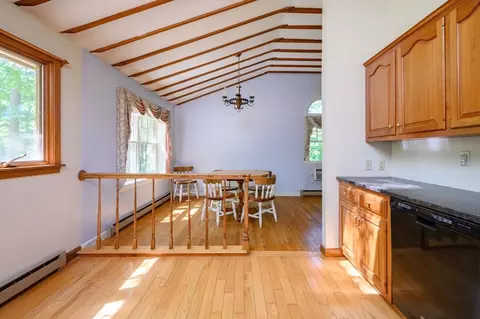 Dining - 371 Gardner St, Hingham, MA 02043 photo 3 of 3