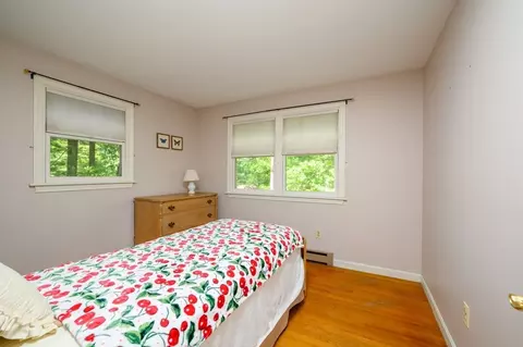 Bedroom - 371 Gardner St, Hingham, MA 02043 photo 5 of 7