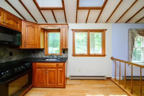 Kitchen - 371 Gardner St, Hingham, MA 02043 photo 2 of 3