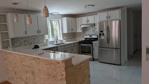 700 Main St, Wareham, MA 02571 photo 2