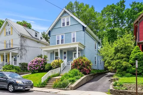 54 Bennett St, Brighton, MA 02135