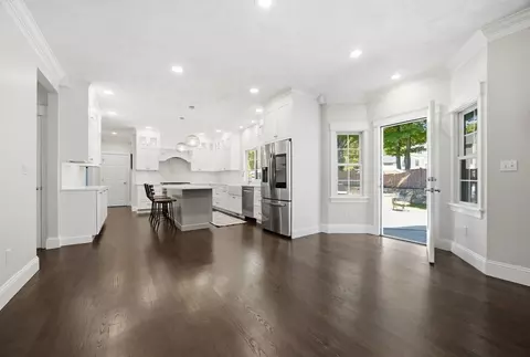 3 Crossman Ln, Danvers, MA 01923 photo 8