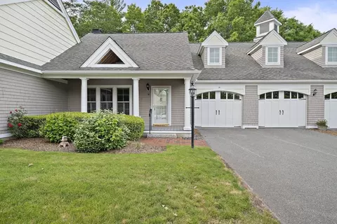 14 Sugar Maple Cir #14, Hanover, MA 02339