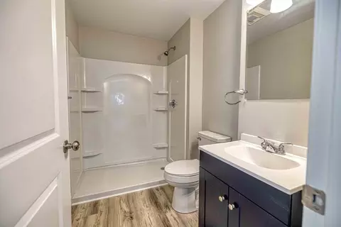 Bath - 149 Mason St, Fall River, MA 02723 photo 1 of 2