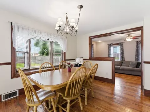 41 Verge St, Springfield, MA 01129 photo 5