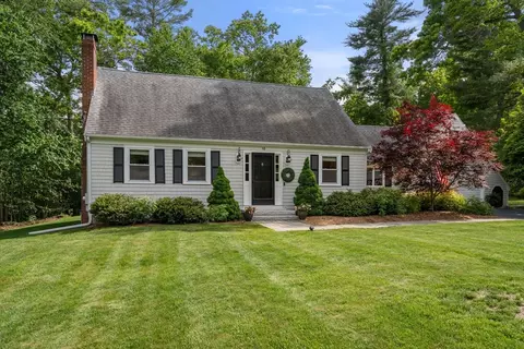 10 James Rd, Hanover, MA 02339