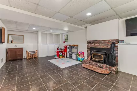 36 Carl Rd, Raynham, MA 02767 photo 25