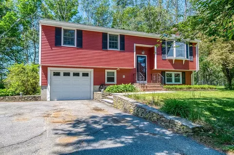 36 Carl Rd, Raynham, MA 02767 photo 2