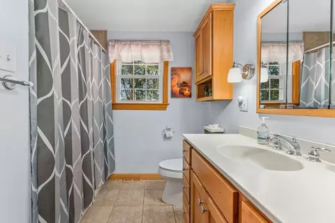 36 Carl Rd, Raynham, MA 02767 photo 17