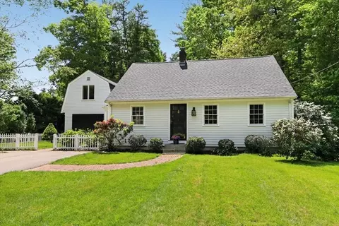 178 Main St, Hanover, MA 02339