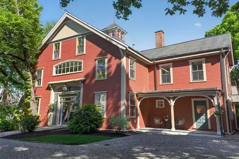 47 Longfellow Rd, Wellesley, MA 02481