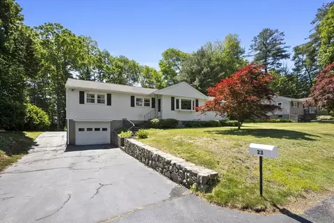 23 Gloria Cir, Burlington, MA 01803