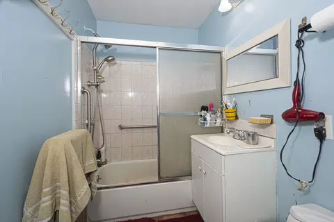 Bath - 2 Kosta St, Worcester, MA 01607 photo 1 of 2