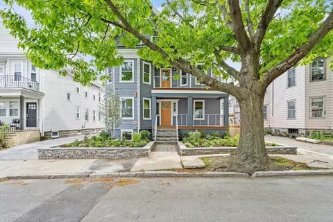 12 Foskett St #1, Somerville, MA 02144