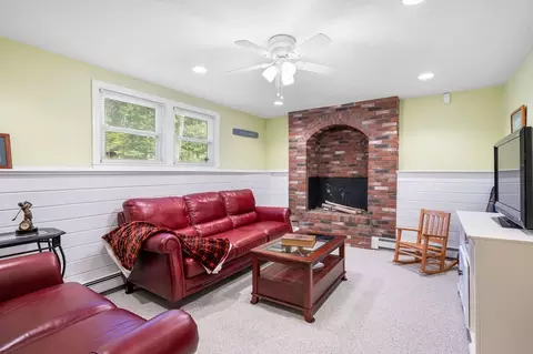 258 State St, Hanson, MA 02341 photo 20