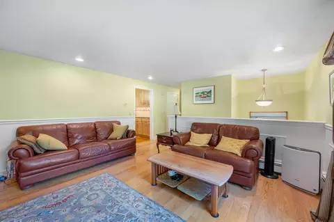 258 State St, Hanson, MA 02341 photo 7