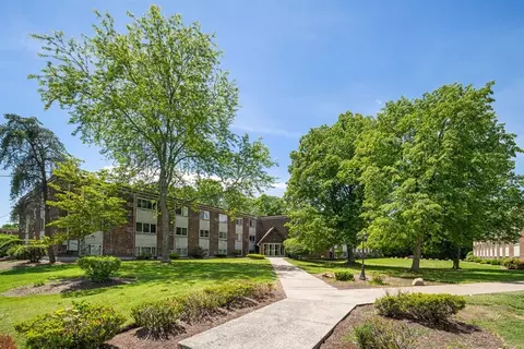 9 Weld St #14, Framingham, MA 01702